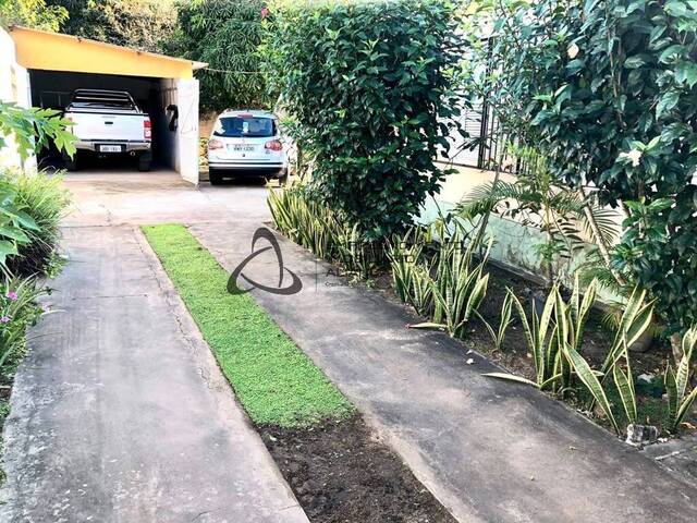 #205 - Casa para Venda em Bom Jesus do Itabapoana - RJ